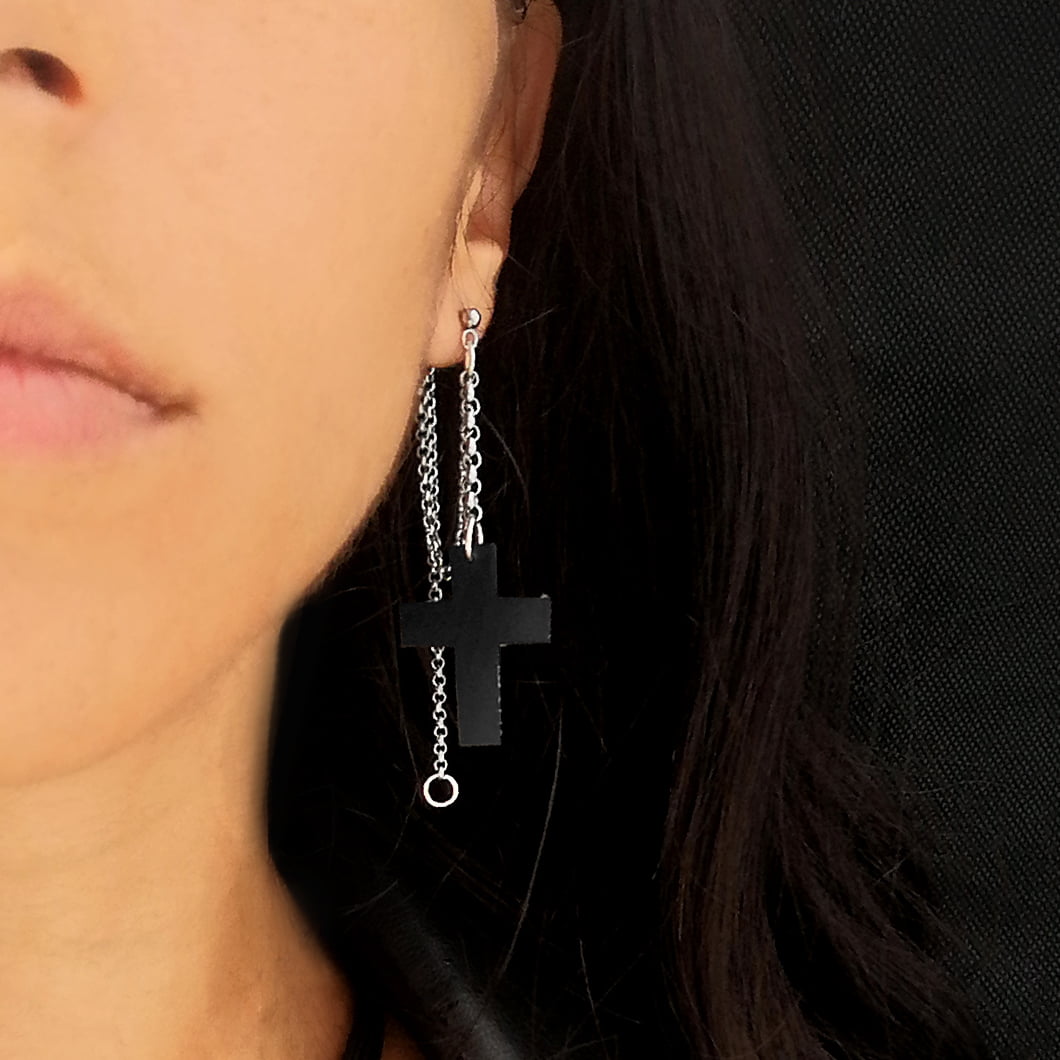 Orecchini Croce e Catene #069