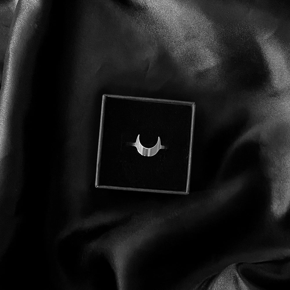 Anello Witch Hunt