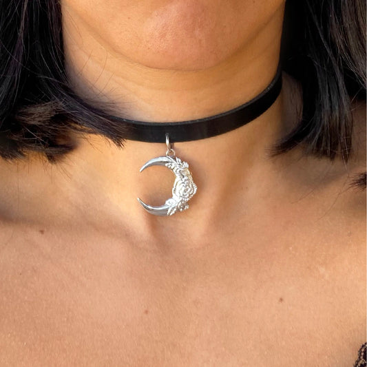 Choker Luna con Rosa 124