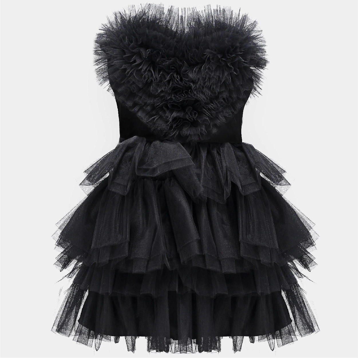 Abiti da cerimonia alternativi: mini dress in tulle nero