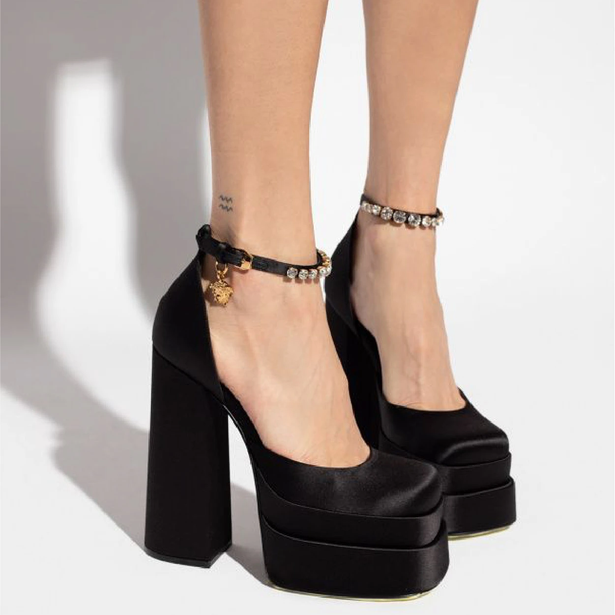 Scarpe da cerimonia alternative pumps con tacco largo