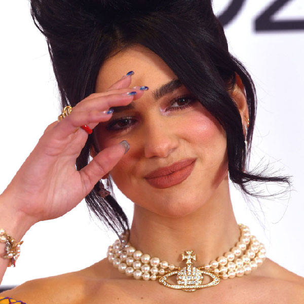 la collana con le perle di vivienne westwood